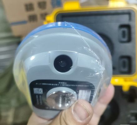 جهاز استقبال CHCNAV I76/X13 GNSS  نظام GNSS RTK بنطاق L وراديو داخلي اختياري لأداء ميسور التكلفة بتردد 405–470 ميجاهرتز UHF أو FH915 بتقنية الانتشار الطيفي