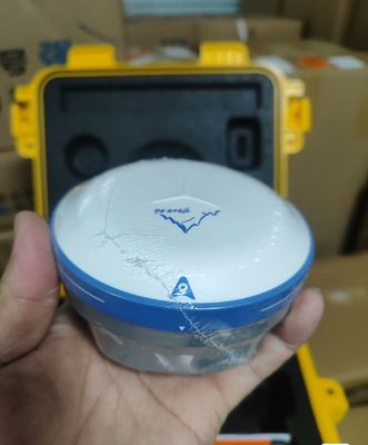 جهاز استقبال نظام تحديد المواقع العالمي (GNSS) CHCNAV I76/X13  قياسات عالية الدقة وجمع البيانات باستخدام معدات المسح Hi-target GPS L5 SBAS WAAS/EGNOS/MSAS