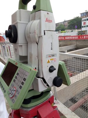 خدمة إصلاح المحطة الكلية لـ Leica TS16 إصلاح أداة مكسورة حل مشكلة